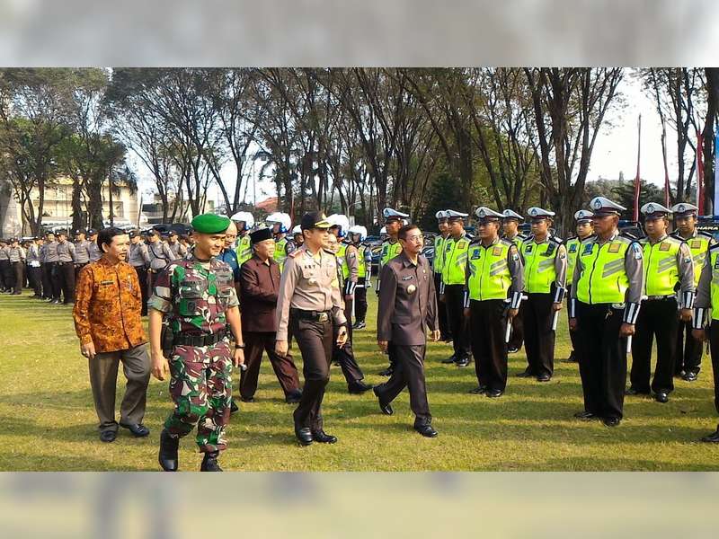 Pj Bupati Bojonegoro Pimpin Apel Gelar Pasukan Operasi Ketupat Semeru 2018