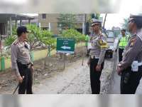Polres Bojonegoro Pasang Rambu Jalur Alternatif Mudik Lebaran