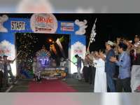 Kapolres Bojonegoro Berangkatkan Peserta Lomba Pawai Oklik dan Lampu Hias