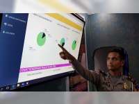 Polres Bojonegoro Pantau Kepadatan Arus Mudik Dengan Traffic Counting Management