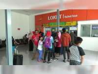 Kehabisan Tiket KA, Pemudik Asal Bojonegoro Beralih Naik Bus