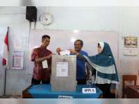 Nyoblos di TPS 1 Kunden, Bupati Blora Minta Warga Tak Golput