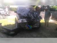 Kurang Konsentrasi, Kijang Tabrak Dump Truk di Balen Bojonegoro, Dua Orang Luka-Luka