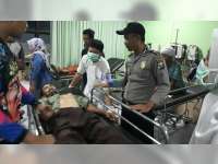 Dua Motor Bersenggolan di Kanor Bojonegoro, Kedua Pengendara Masuk Rumah Sakit