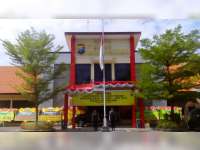 Berkabung, Polres Bojonegoro Kibarkan Bendera Setengah Tiang