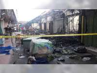 Puluhan Kios di Pasar Plaza Cepu Blora Ludes Terbakar