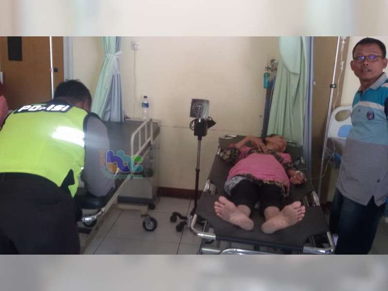 Diserempet Motor, Pengayuh Sepeda di Sugihwaras Bojonegoro Luka-Luka