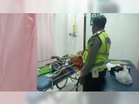 Diserempet Motor, Pengayuh Sepeda di Kanor Bojonegoro, Patah Tulang Kaki