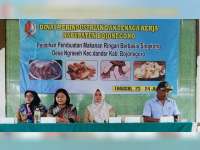 Disperinnaker Bojonegoro Gelar Pelatihan Kewirausahaan Untuk Ibu-Ibu Rumah Tangga