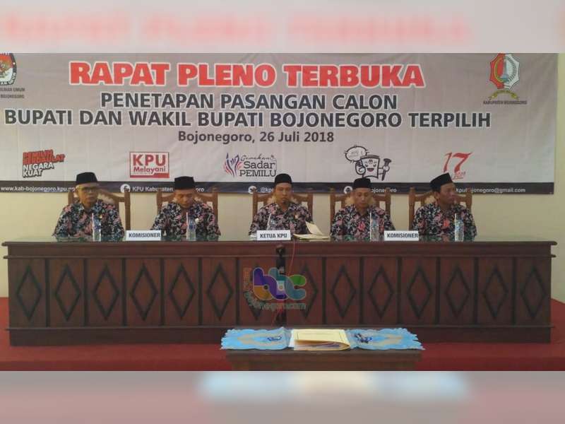 KPU Bojonegoro Gelar Pleno Penetapan Bupati dan Wakil Bupati Terpilih Hasil Pilkada 2018