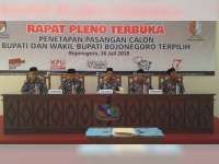 KPU Bojonegoro Gelar Pleno Penetapan Bupati dan Wakil Bupati Terpilih Hasil Pilkada 2018