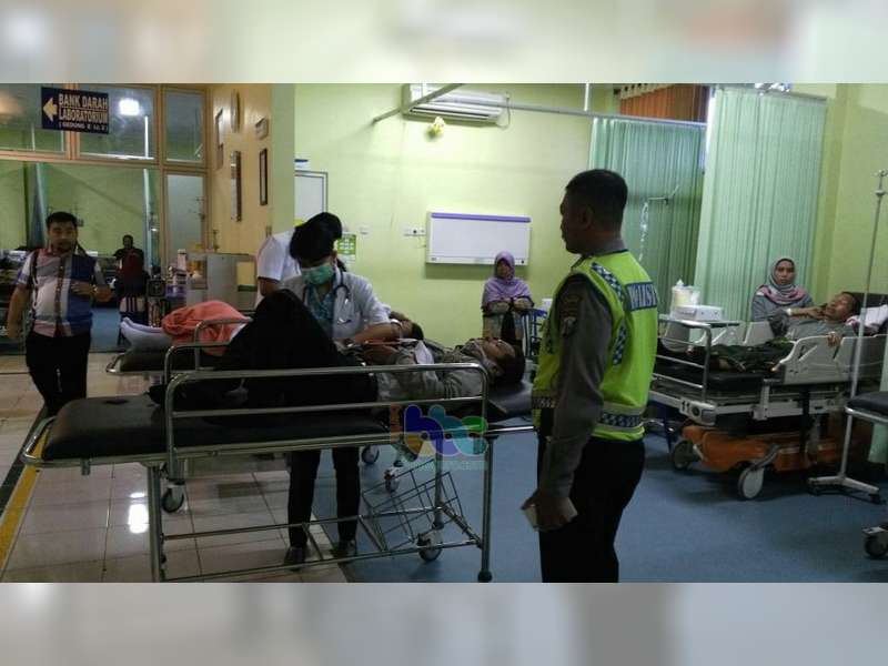 Tabarakan Motor di Balen Bojonegoro, 2 Orang Luka Berat Seorang Lainnya Luka Ringan