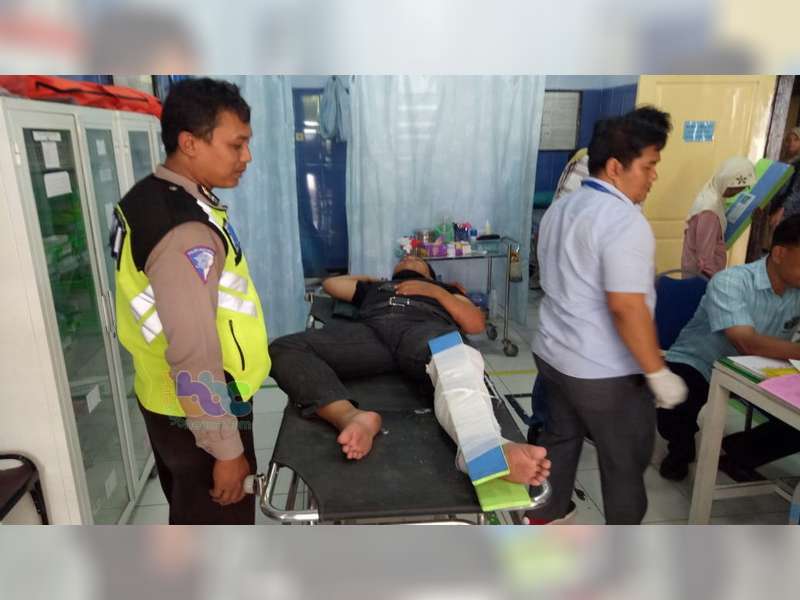 Vixion Tabrak Vario di Baureno Bojonegoro, Pengendara Vixion Patah Tulang Kaki