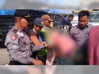 Motor Tabrak Dump Truk Parkir di Jenu Tuban, Seorang Pembonceng Meninggal Dunia