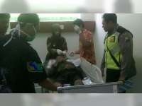 Mendadak Belok, Beat Ditubruk CB di Purwosari Bojonegoro, 2 Orang Luka Berat