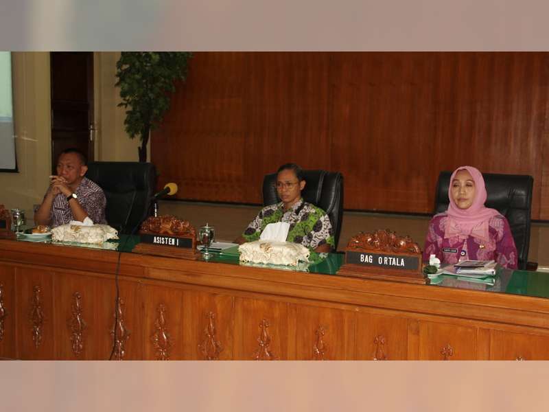 Tim SAKIP Provinsi Jawa Timur Lakukan Evaluasi dan Pembinaan di Bojonegoro