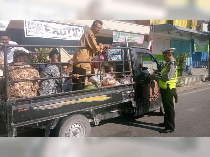 Tertibkan Pengguna Jalan, Sat Lantas Polres Blora Gelar Razia
