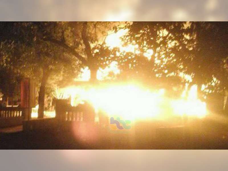 Diduga Akibat Korsleting Listrik, Rumah Warga Trucuk Bojonegoro Hangus Terbakar