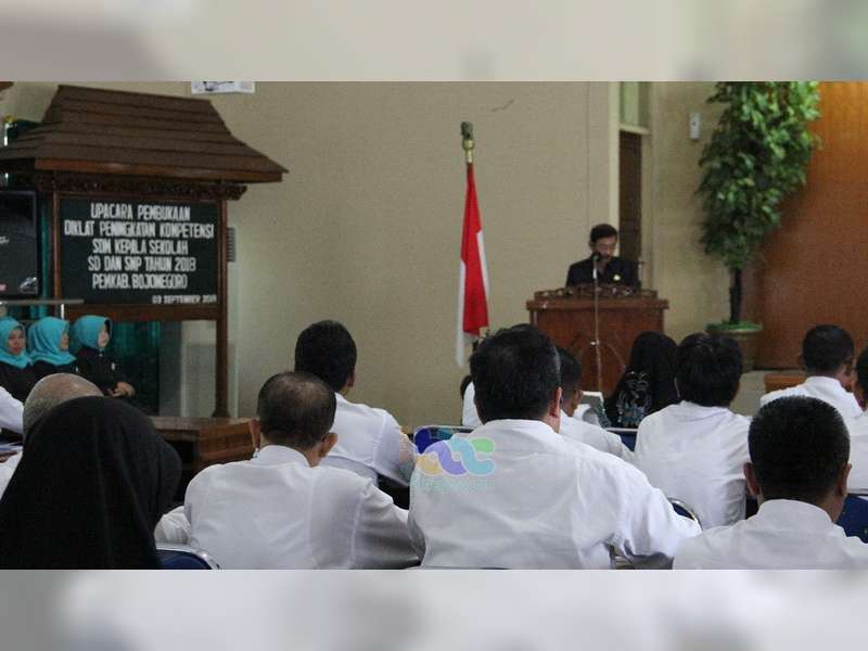 Diklat Peningkatan Kompetensi SDM Kepala Sekolah Tingkat SD dan SLTP Digelar di Bojonegoro