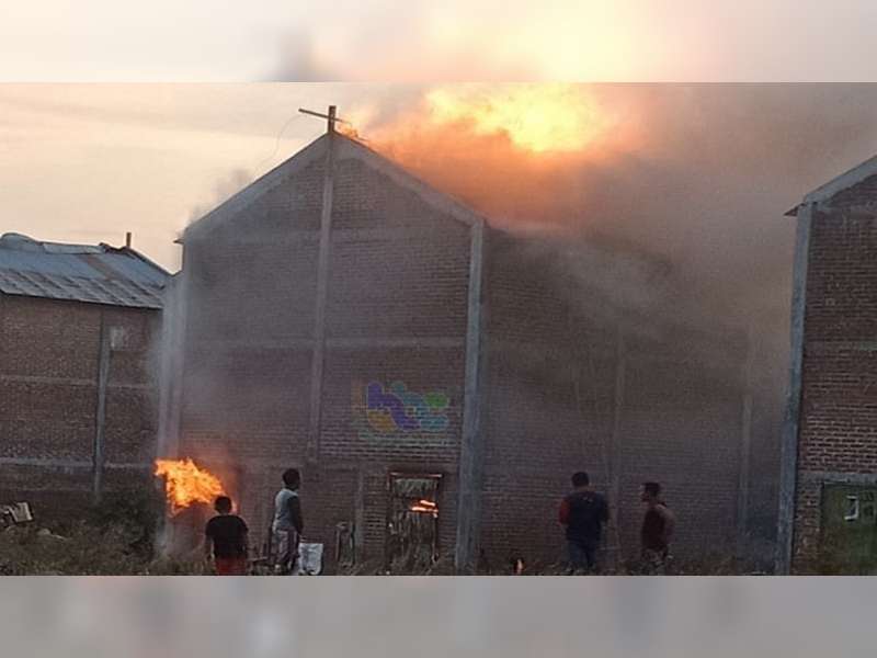 Gudang Pengeringan Tembakau di Sugihwaras Bojonegoro Terbakar, Kerugaian Capai Rp 25 Juta