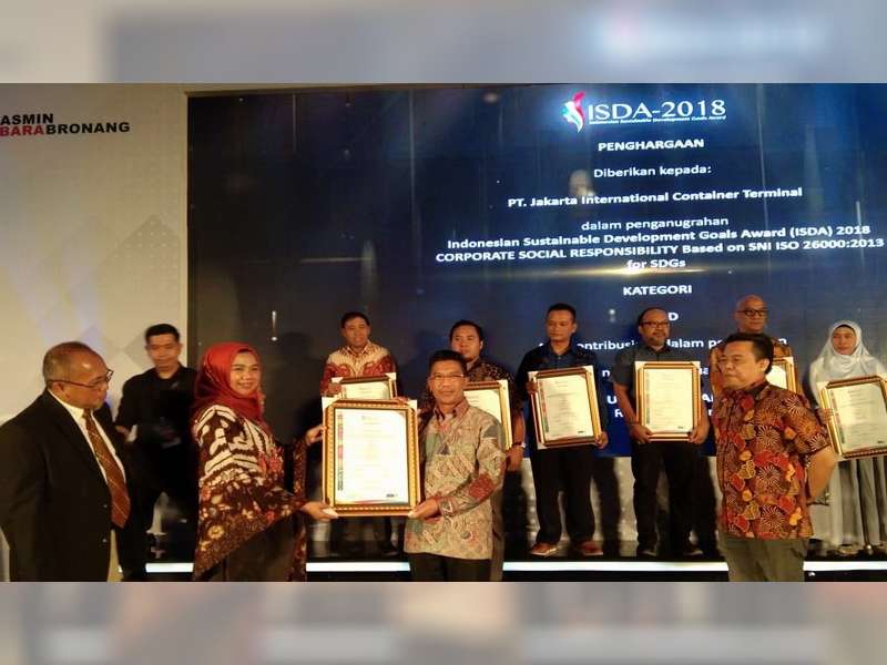 Program Pendidikan, Ekonomi Mikro Perempuan dan Pengelolaan Sampah Domestik di Bojonegoro dan Tuban Raih Penghargaan