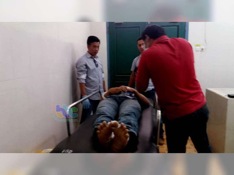 Seorang Pekerja di Tuban Tewas Tersengat Listrik Saat Panjat Tiang Baliho