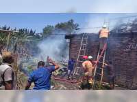 2 Rumah Warga Kanor Bojonegoro Ludes Terbakar