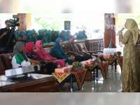 TP PKK Bojonegoro Gelar Seminar Menjaga Kebersamaam Dalam Keharmonisan