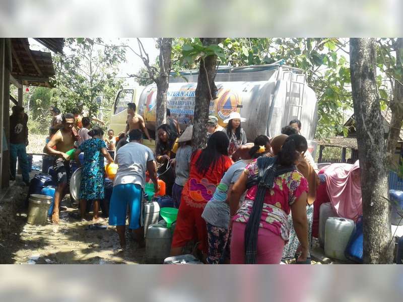BPBD Bojonegoro Mulai Rutin Salurkan Bantuan Air Bersih pada Warga Terdampak Kekeringan