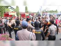 Jelang Pileg dan Pilpres, Polres Tuban Gelar Simulasi Pengamanan Pemilu