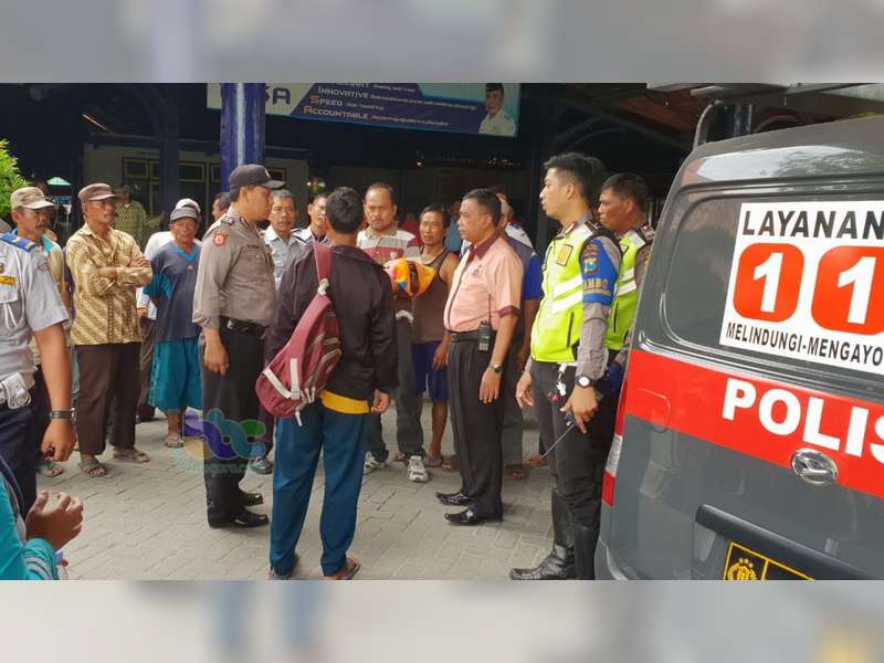 Seorang Balita Warga Baureno Bojonegoro Meninggal Dalam Gendongan Ibunya di Terminal Rajekwesi
