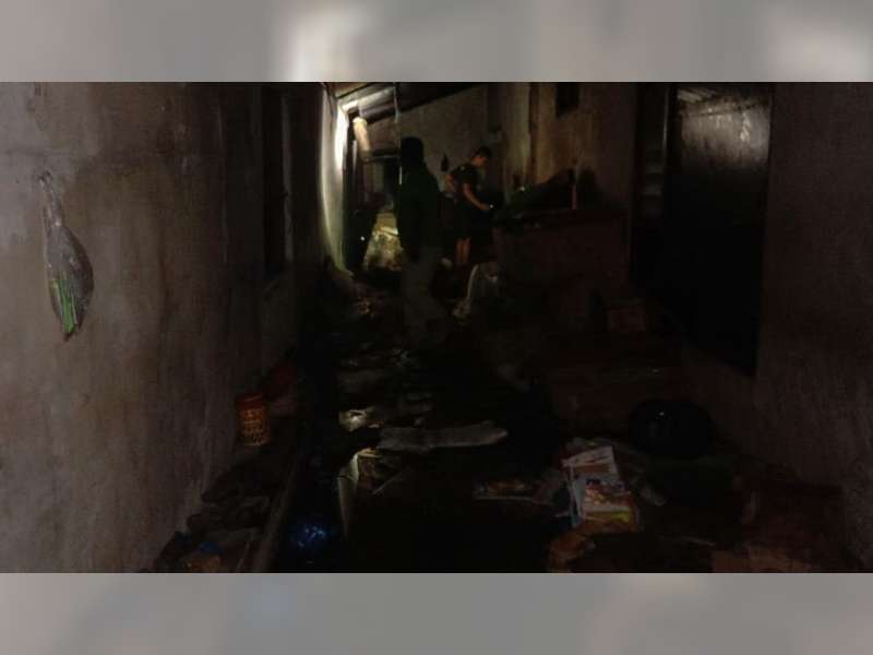 Kebakaran Nyaris Menghanguskan Gudang Toko Milik Warga Pacul Bojonegoro