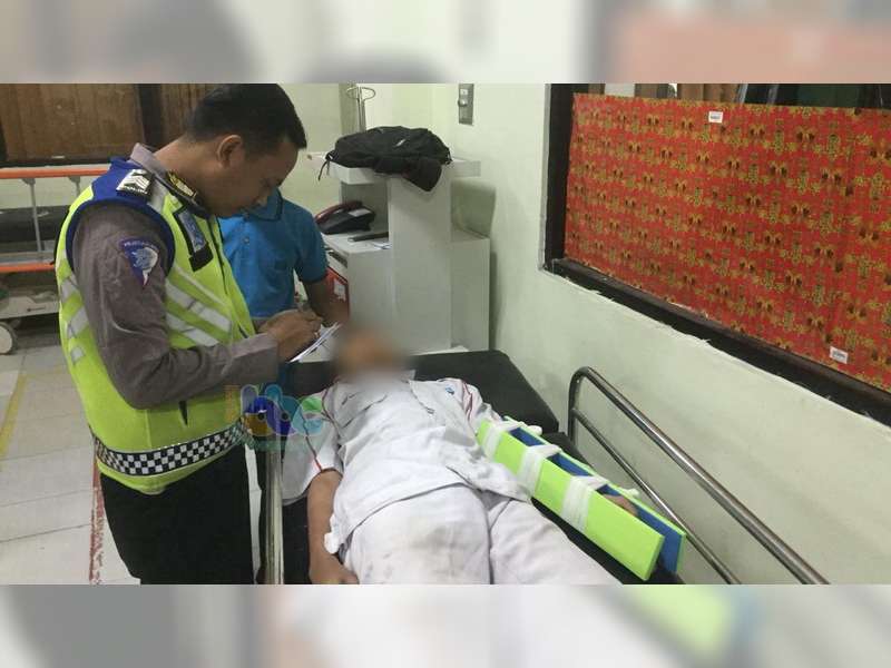 Kurang Hati-Hati Dua Motor di Sumberrejo Bojonegoro Bertabrakan, Kedua Pengendara Terluka