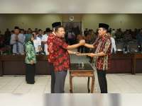 DPRD dan Pemkab Bojonegoro Sepakati Raperda Tentang P-APBD Tahun 2018