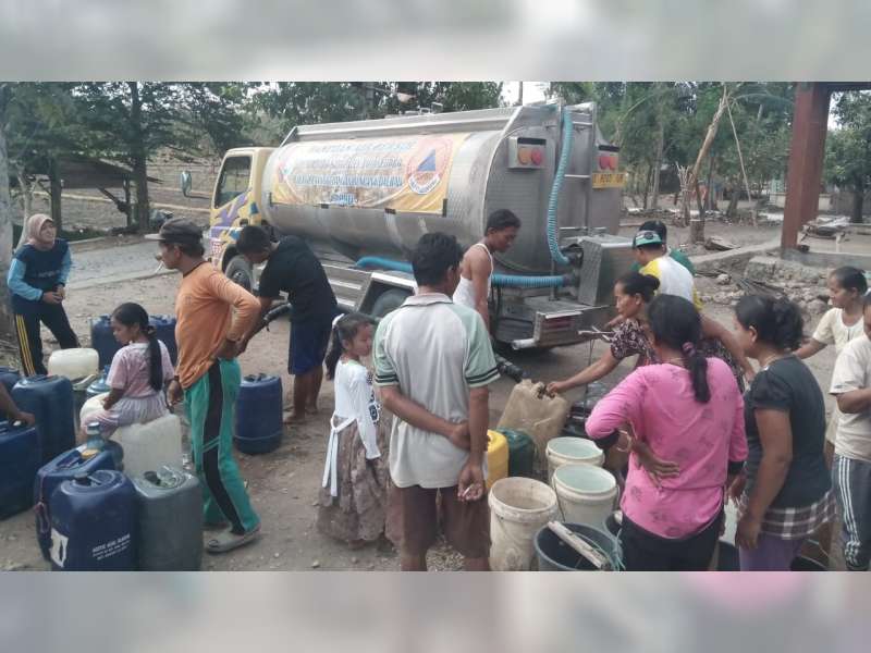 Atasi Kekeringan, Hampir 200 Tangki Air Bersih telah Dilasurkan BPBD Bojonegoro