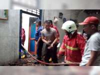 Diduga Akibat Korsleting Listrik, Rumah Warga Dander Bojonegoro Terbakar