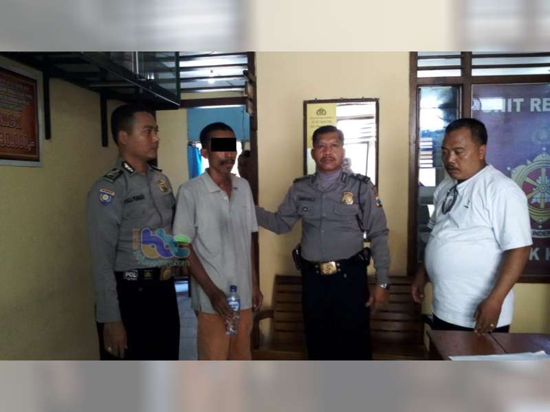 Seorang Warga Kanor Bojonegoro Aniaya Tetangganya Gunakan Senjata Tajam