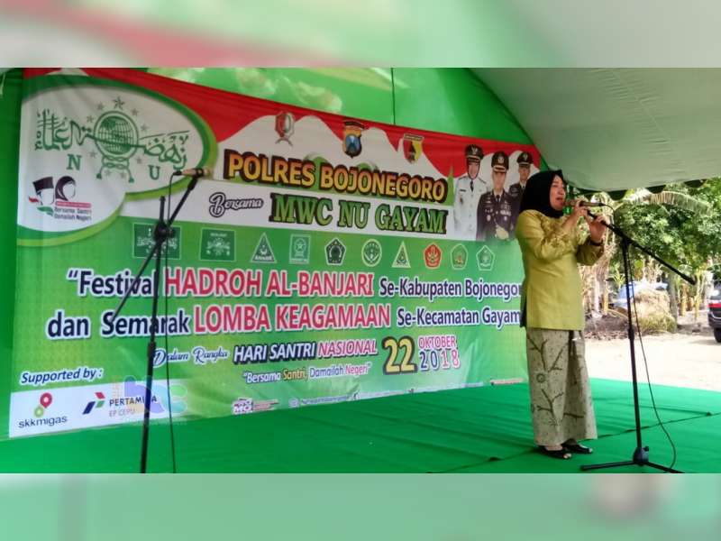 Bupati Buka Festival Hadroh Al Banjari se Kabupaten Bojonegoro di Gayam