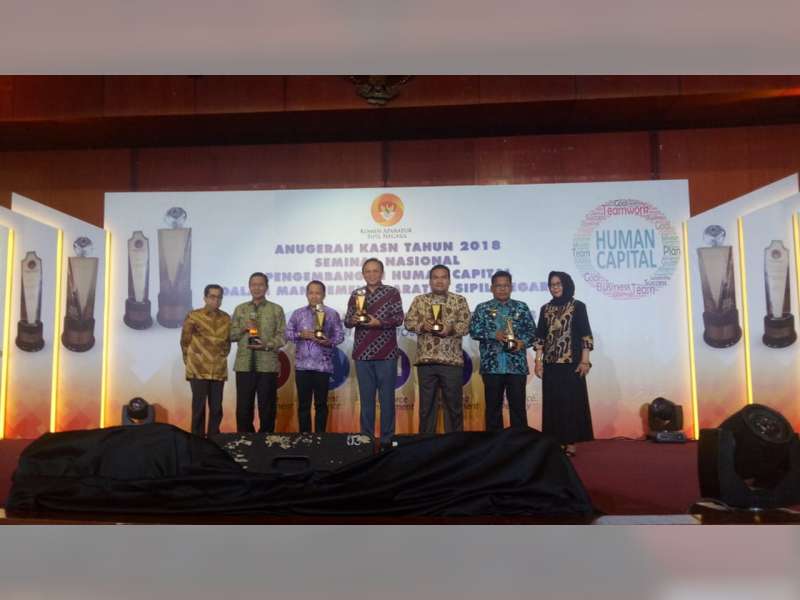 Pemkab Blora Terima Anugerah KASN 2018