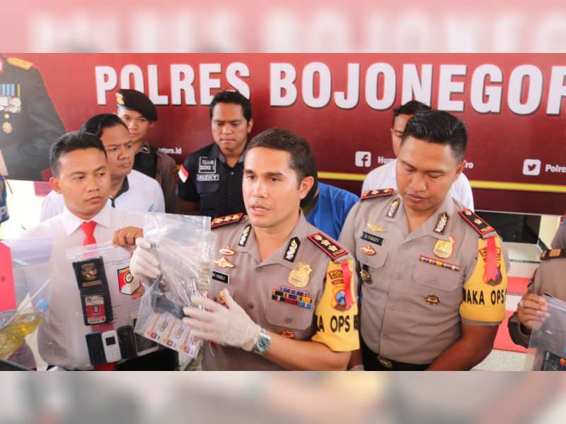 Lakukan Penipuan, Seorang Oknum Pengacara di Bojonegoro Ditangkap Polisi
