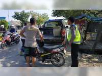 Mendadak Belok, Supra Ditubruk Smash di Ngraho Bojonegoro, Kedua Pengendara Luka-Luka