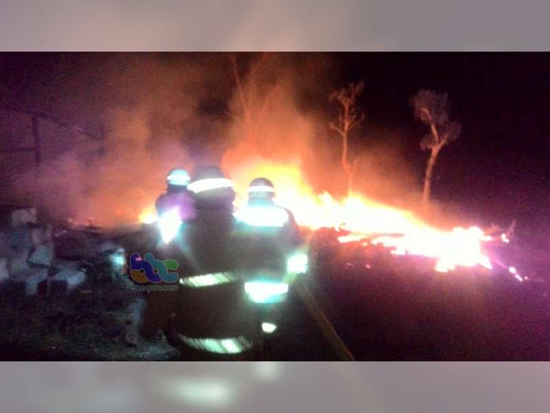 Rumah Warga Kasiman Bojonegoro Ludes Terbakar, Kerugian Diperkirakan Capai Rp 125 Juta