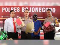 Jambret HP, Seorang Warga Balen Bojonegoro Diamankan Polisi
