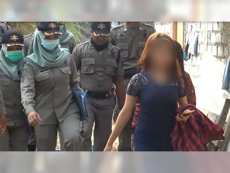 Satpol PP Tuban Razia Tempat Karaoke Ilegal