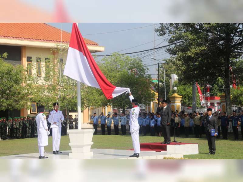 Upacara Bendera Peringatan Hari Pahlawan di Kabupaten Blora Berlangsung Khidmat