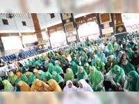 Ribuan Guru TPQ Tuban Geruduk Pendapa Kridho Manunggal