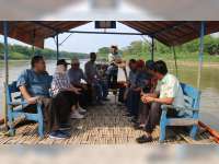 Bupati Bojonegoro dan Bupati Blora Tinjau Lokasi Pembangunan Jembatan Penghubung