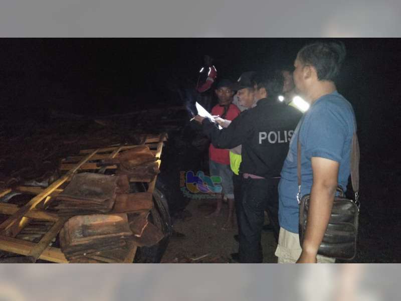 Diterjang Angin, Kandang Ayam di Kedungadem Bojonegoro Roboh, Kerugian Capai Rp 150 Juta