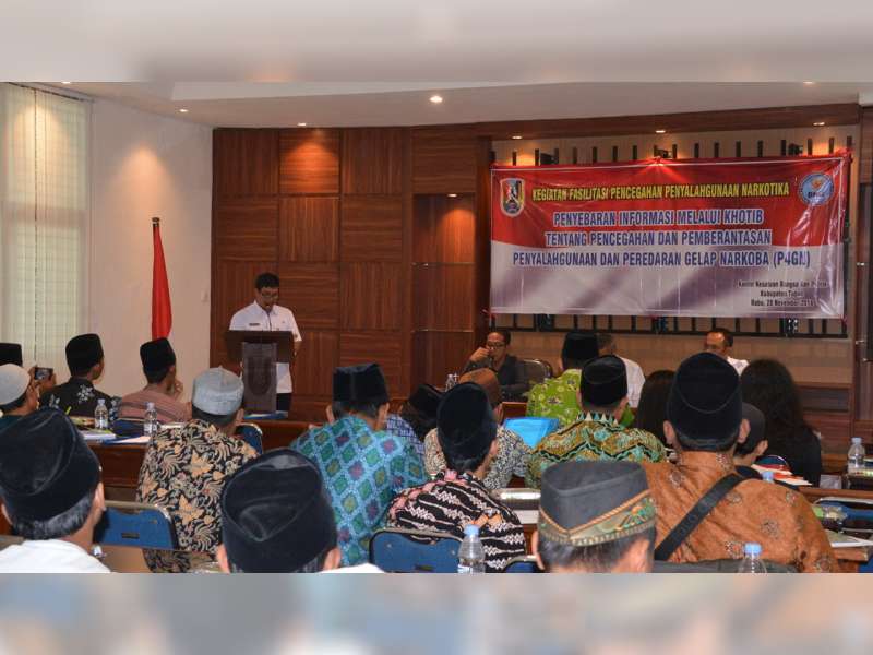 Kesbangpol Tuban Gelar Sosialisasi Gerakan Anti Narkoba melalui Khotib