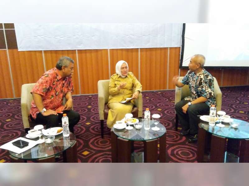 Bupati Hadiri Lokakarya Tata Kelola dan Masa Depan Industri Migas di Bojonegoro